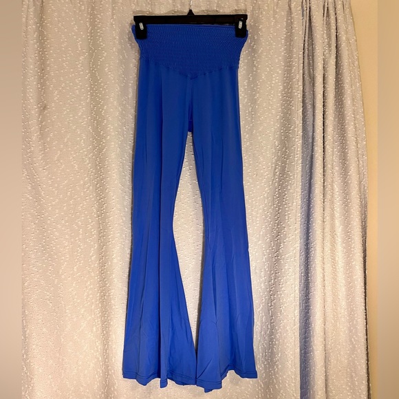 Aerie Royal Blue Flare Leggings - Picture 2 of 2